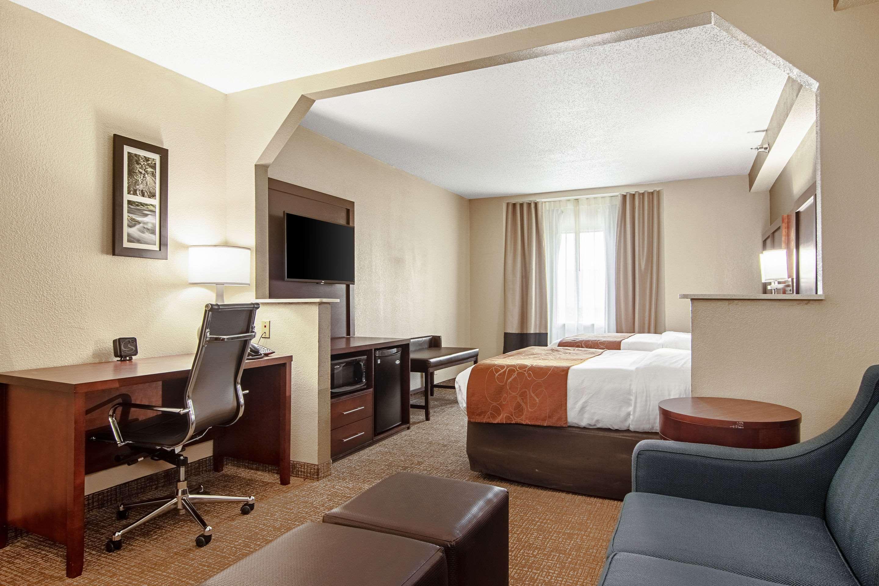 Comfort Suites Knoxville Airport Алкоа Экстерьер фото