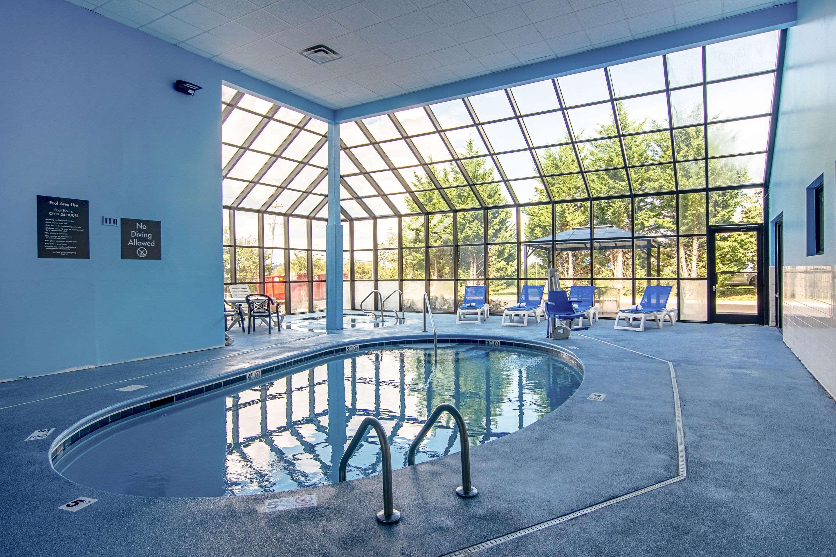 Comfort Suites Knoxville Airport Алкоа Экстерьер фото