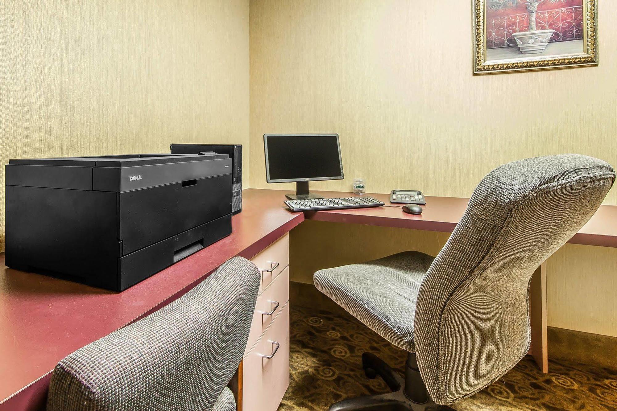 Comfort Suites Knoxville Airport Алкоа Экстерьер фото
